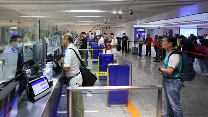 中國(guó)入境免簽政策激發(fā)海外游客熱潮，'China Travel'成全球焦點(diǎn)